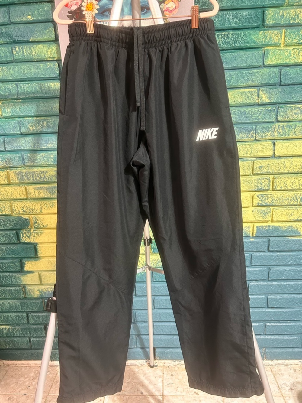 Men Nike Black Athletic Track Pants with White Logo large inseam 30